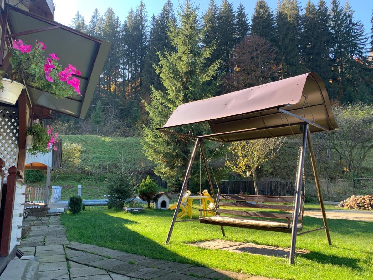 Sadyba Dana Tatariv Buitenkant foto