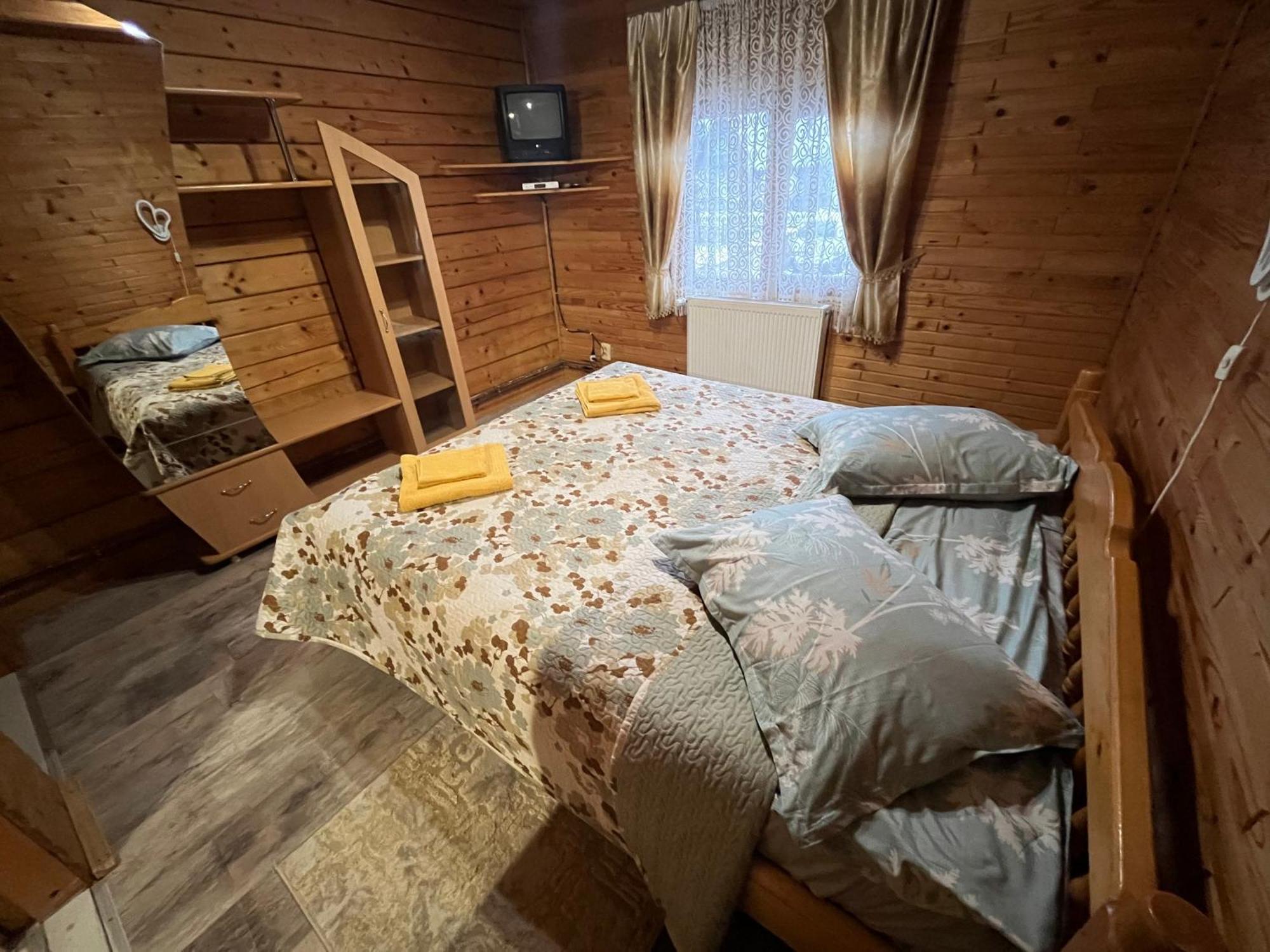 Sadyba Dana Tatariv Buitenkant foto